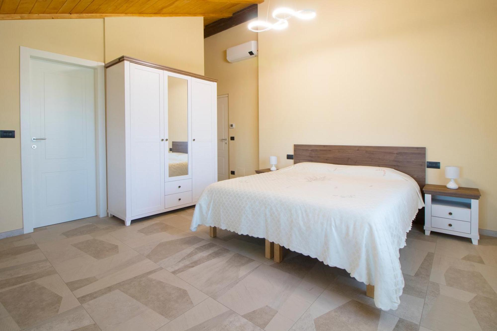 Agriturismo Cascina Reggio Castelnuovo  Exterior photo